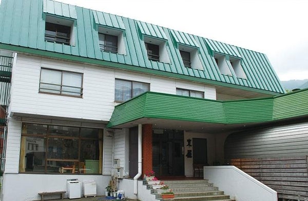 「旅せよ平日!キャンペーン」【往復新幹線指定席で行く】苗場「東屋ロッヂ」 1泊2日【リフト1日券付】【夕食・翌朝食付】1